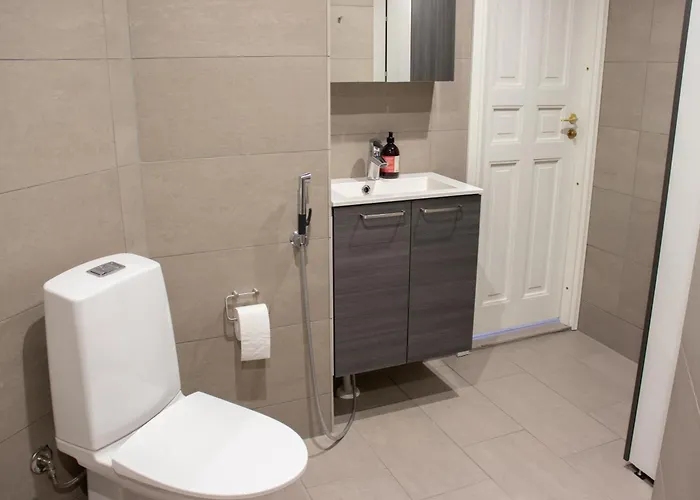 Viehaettaevaellae Puutaloalueella * Uusikaupunki